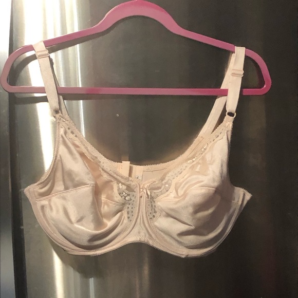 Vintage Lilyette Minimizer Bra 40D - 424 $25 or $20 w/offer - Picture 1 of 3